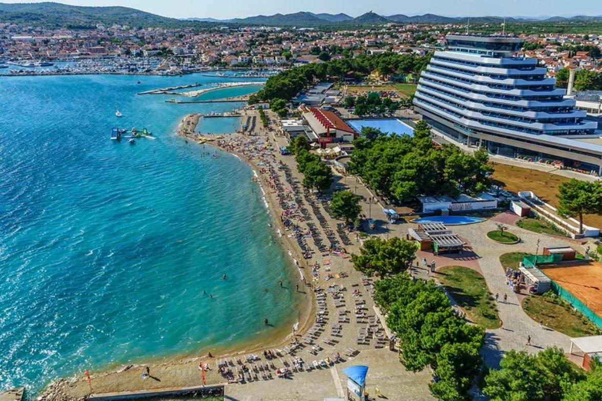 Vila Vodice Buitenkant foto